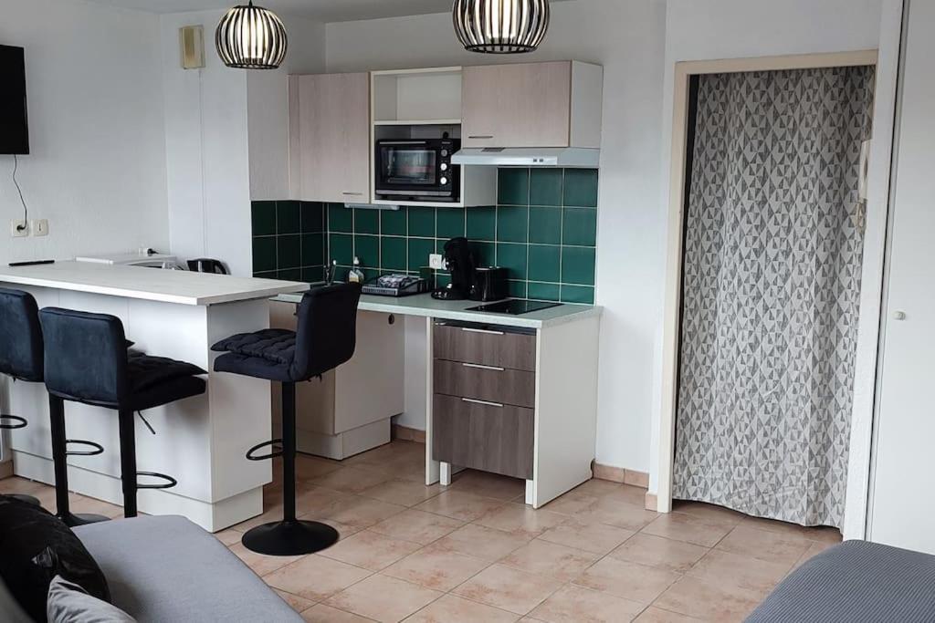 Appartement Face A La Gare Annemasse Exterior photo