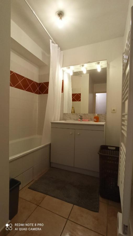 Appartement Face A La Gare Annemasse Exterior photo